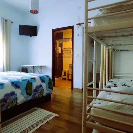 Visitar I - Casa Inteira Familiar Bioucas