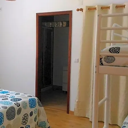 Visitar I - Casa Inteira Familiar Bioucas