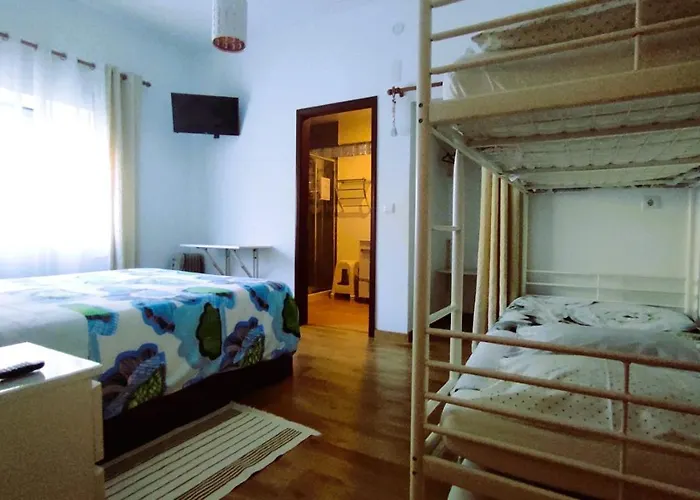 Visitar I - Casa Inteira Familiar Bioucas